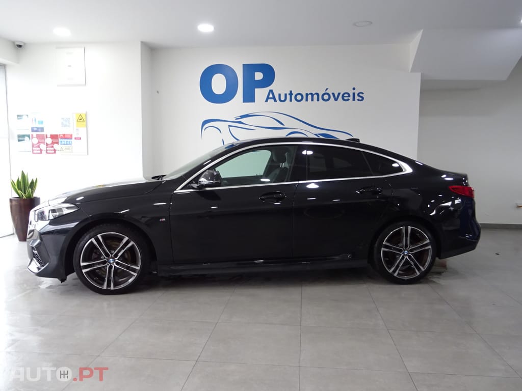 BMW 216 d Pack Desportivo M