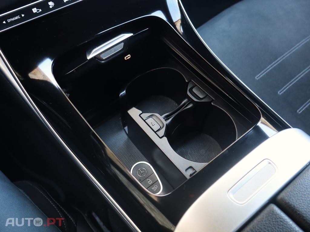 Mercedes-Benz C 300 e AMG Line