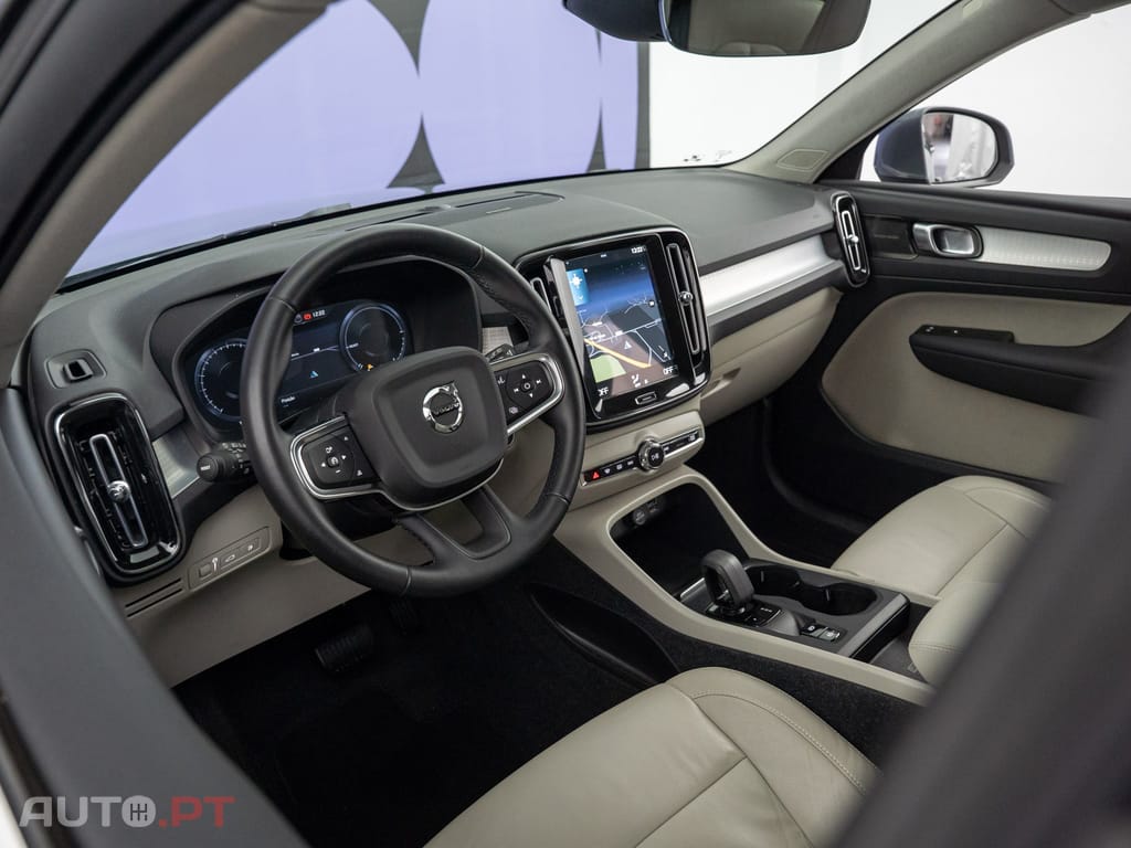 Volvo XC40 1.5 T5 PHEV Inscription Expression