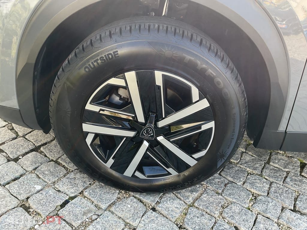 Peugeot 2008 1.2 PureTech Active Pack