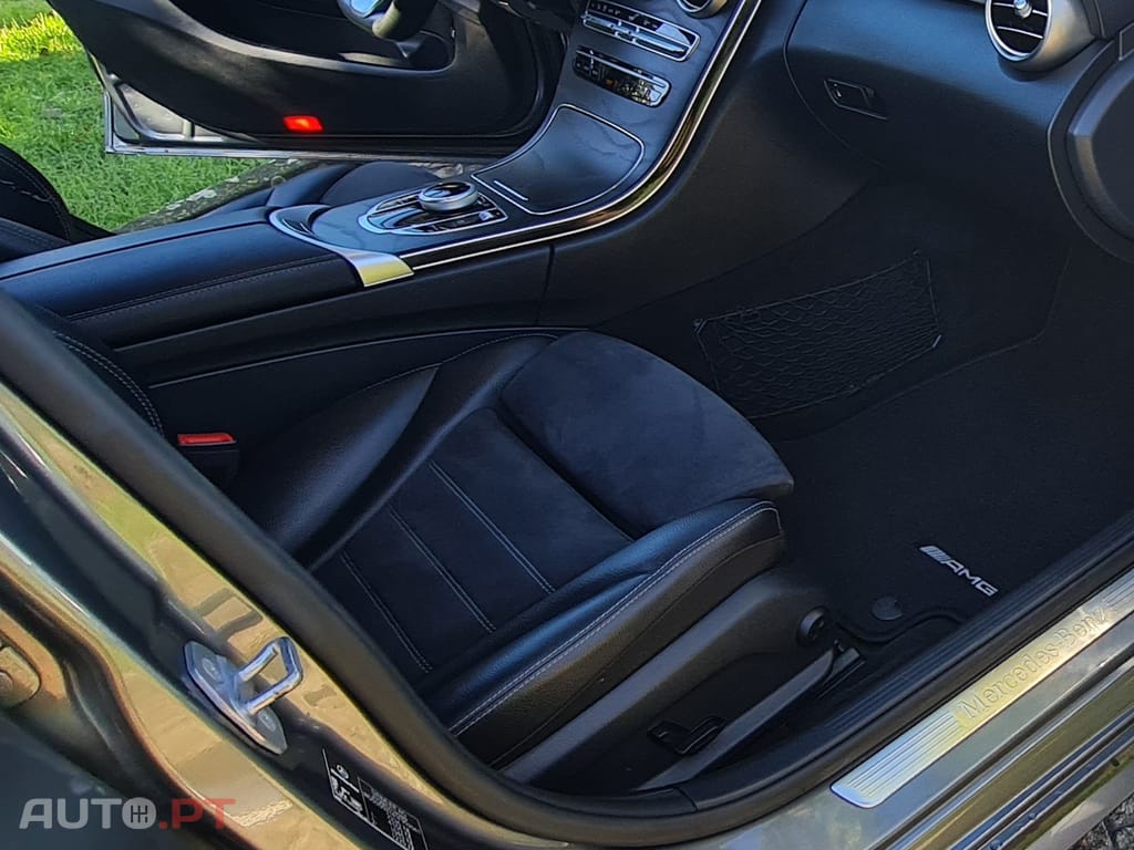 Mercedes-Benz C 220 d AMG Line