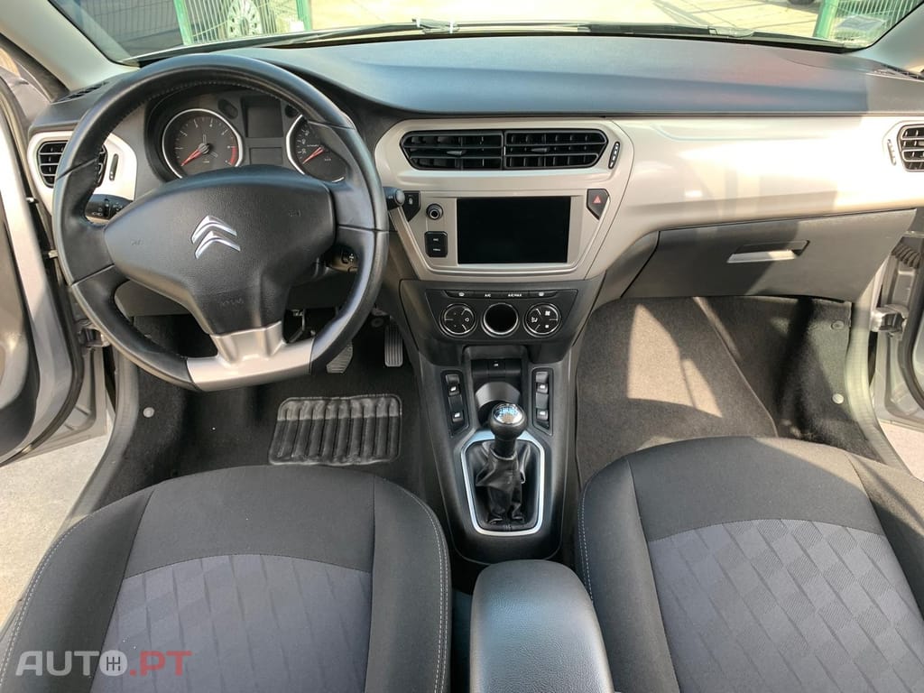 Citroen C-Elysée 1.2 PureTech Shine