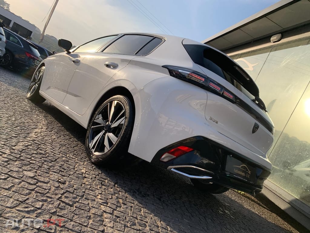 Peugeot 308 1.5 BlueHDi Allure EAT8