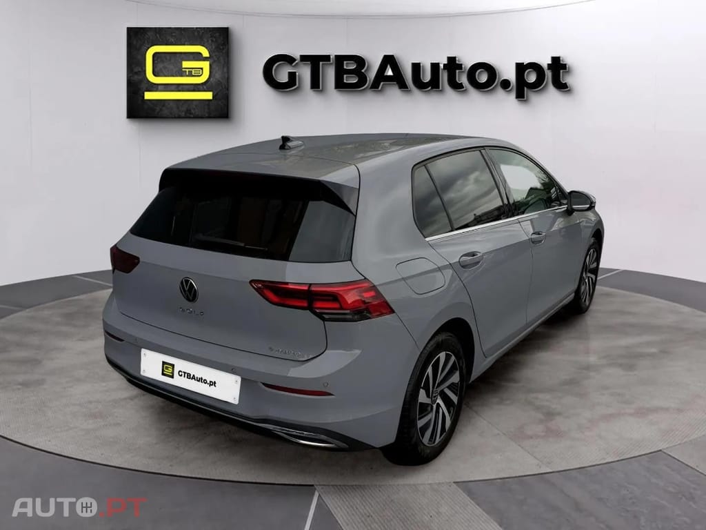 Volkswagen Golf 1.4 eHybrid DSG Style