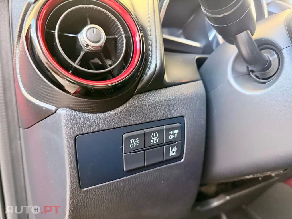 Mazda CX-3 1.5 Sky.Special Edition Navi