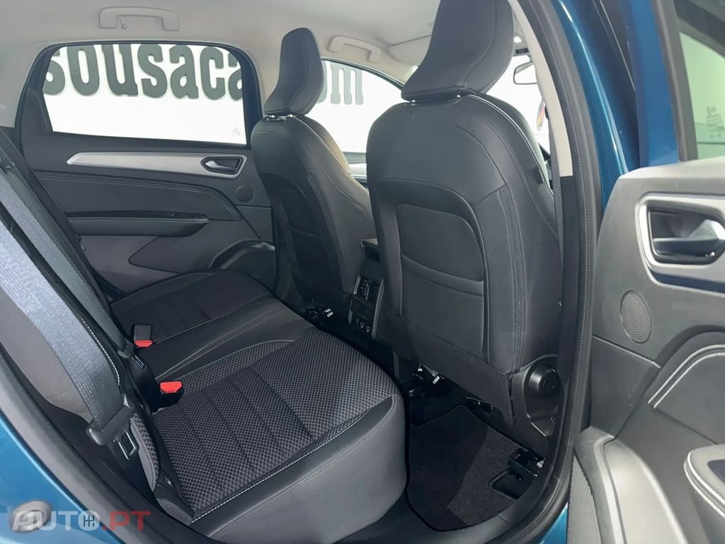 Renault Arkana 1.6 E-Tech Intens