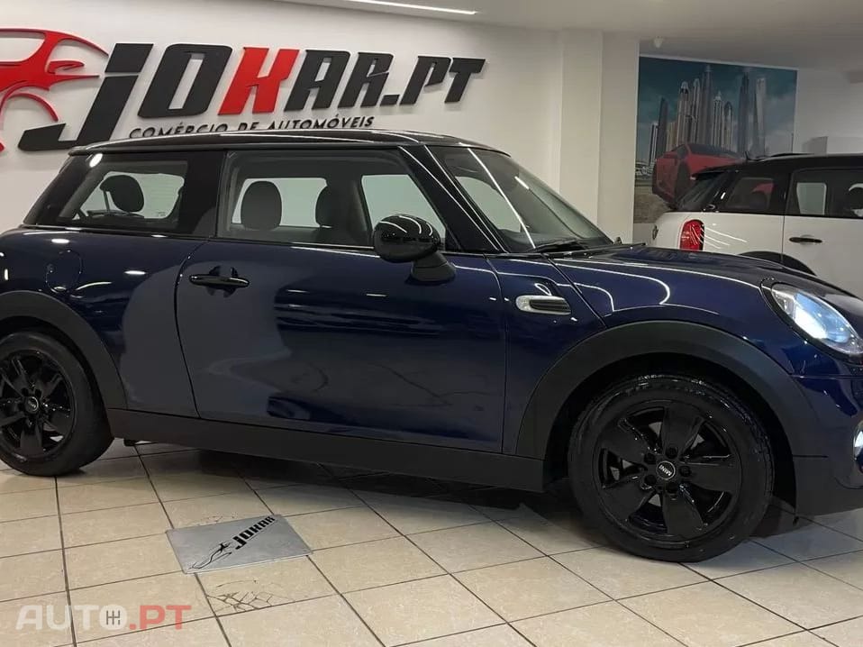 MINI One D BLACK DETAILS