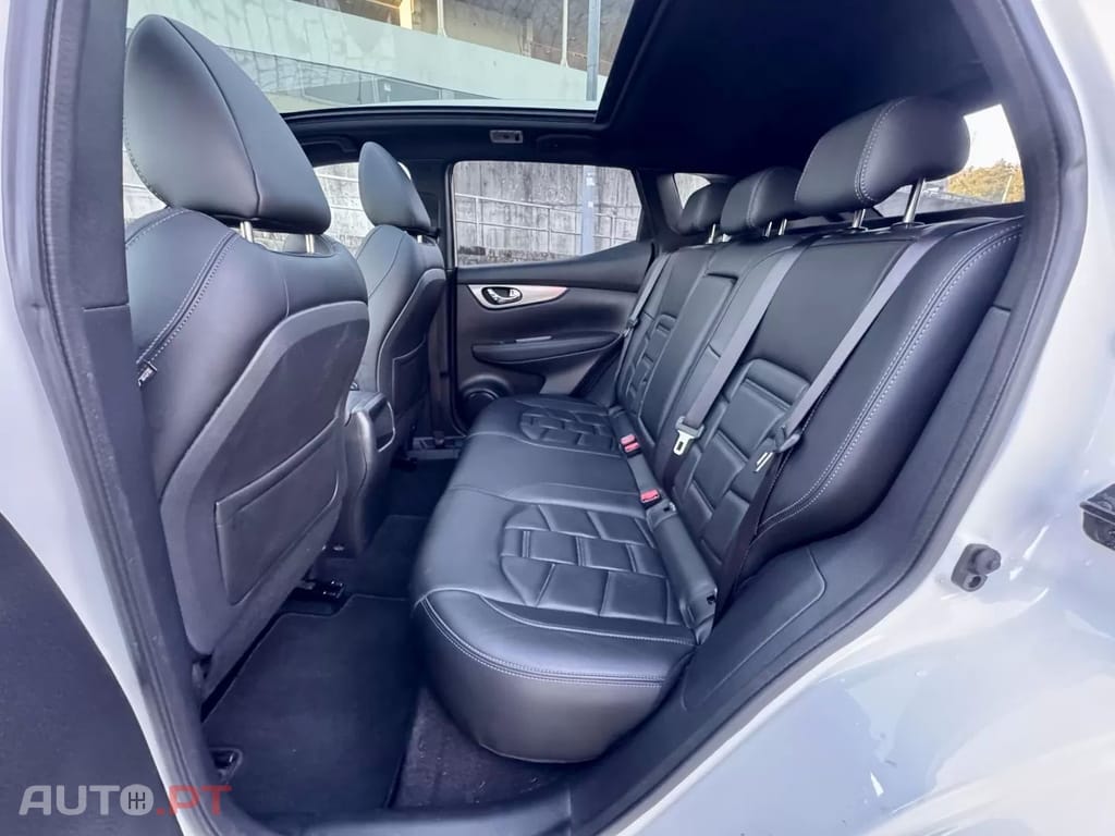 Nissan Qashqai 1.2 DIG-T Tekna Premium Bose