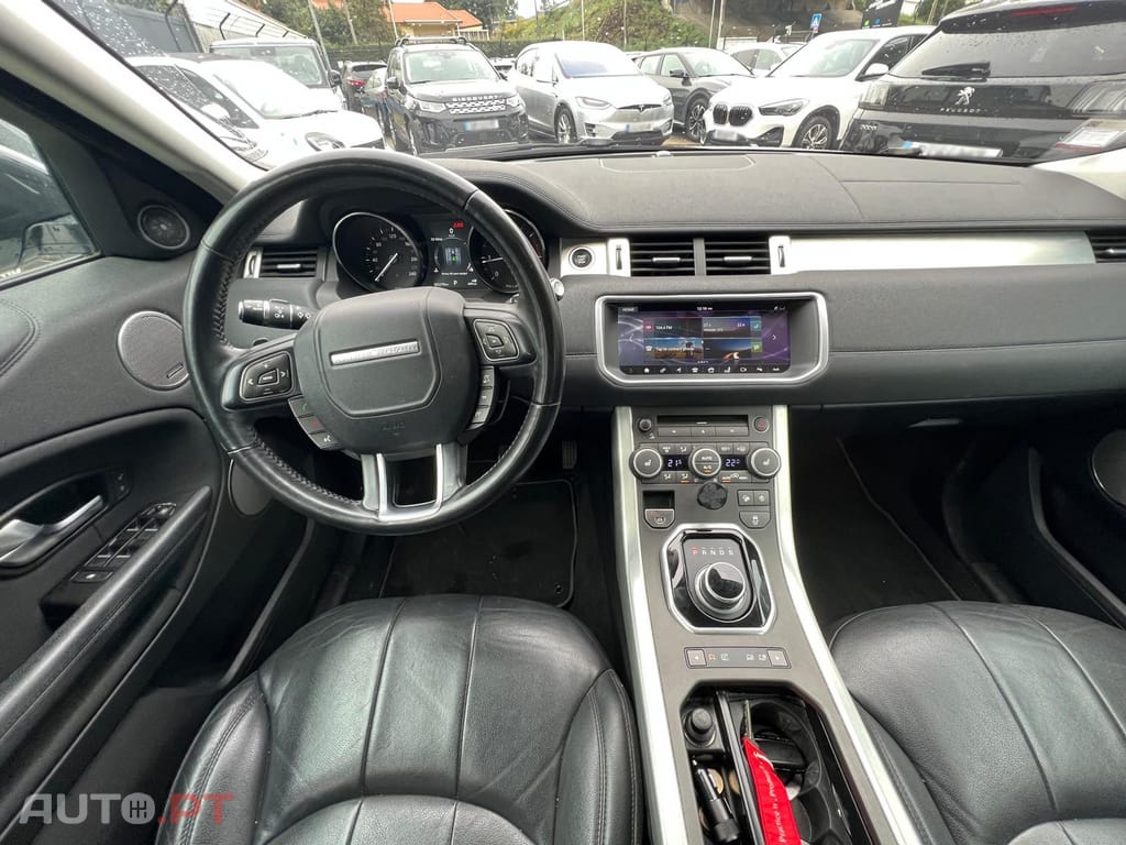 Land Rover Evoque D240 HSE