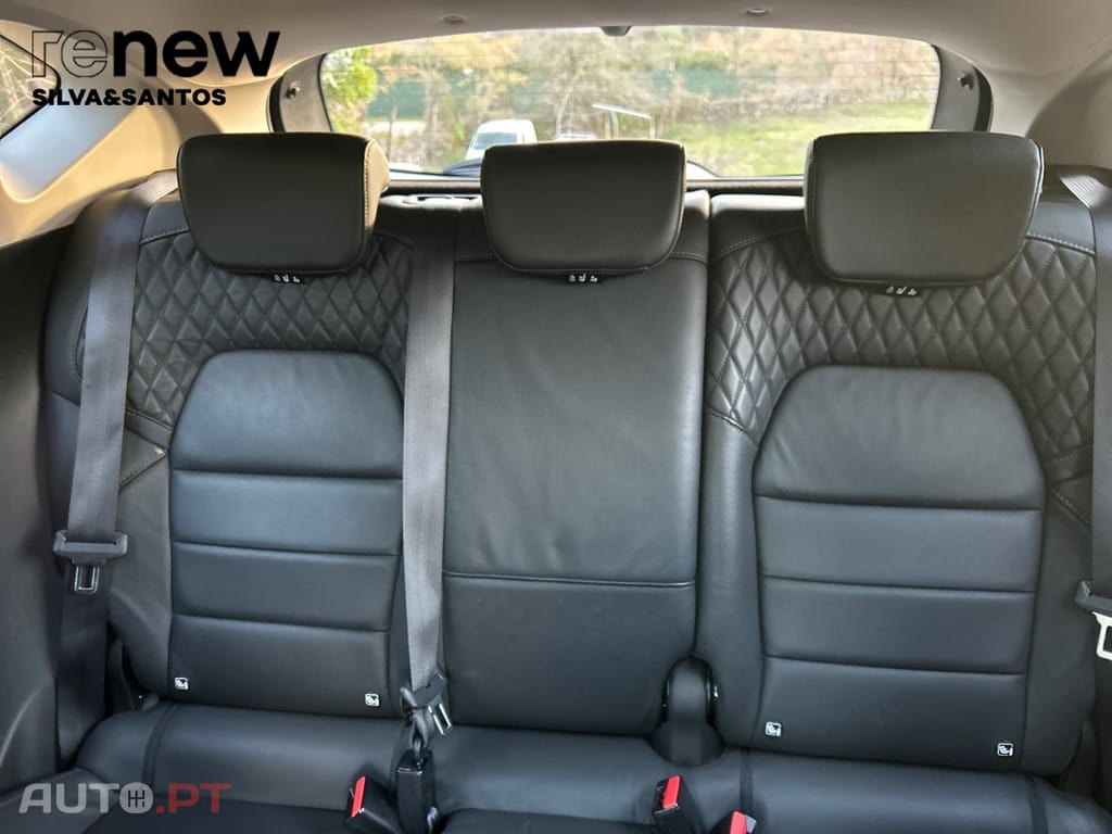 Renault Captur Initiale Paris E-TECH Plug-in 160