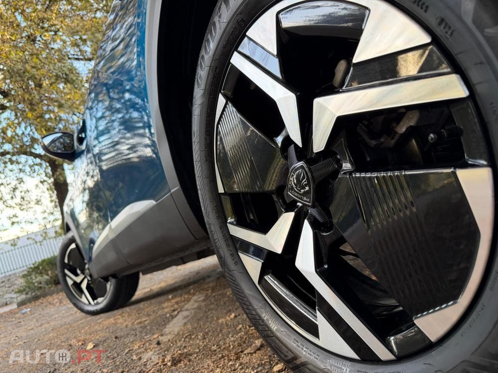 Peugeot 2008 1.2 PureTech Allure Pack