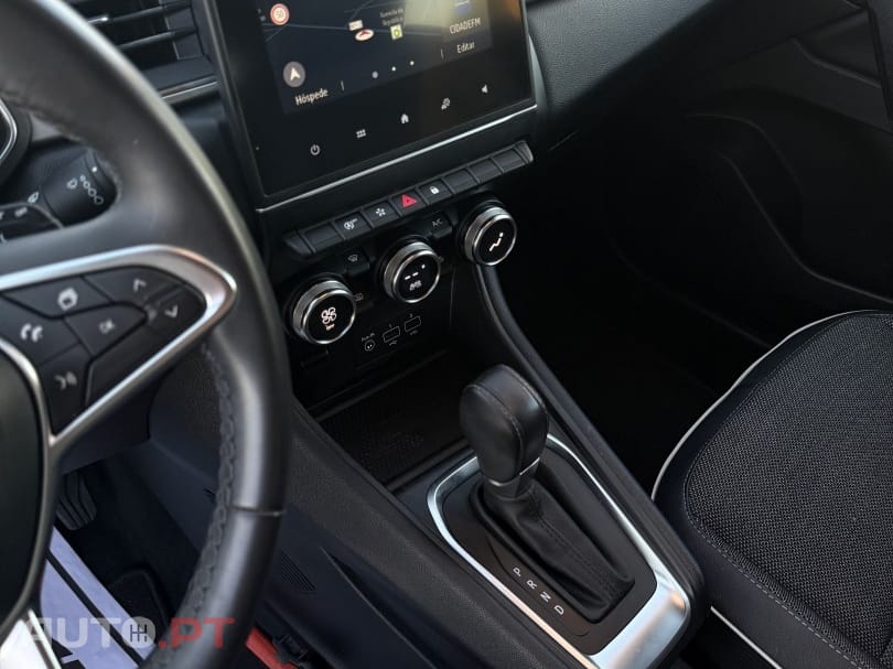 Renault Captur 1.6 E-Tech Full Hybrid Evolution