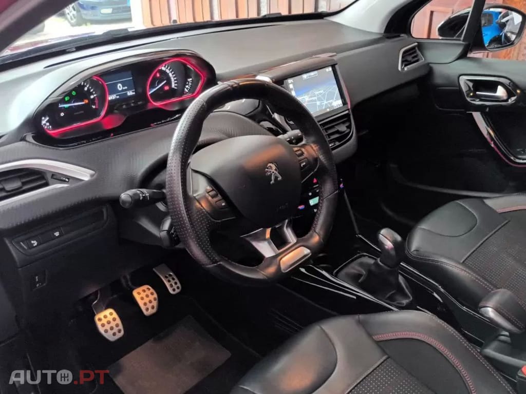 Peugeot 2008 1.2 PureTech GT Line