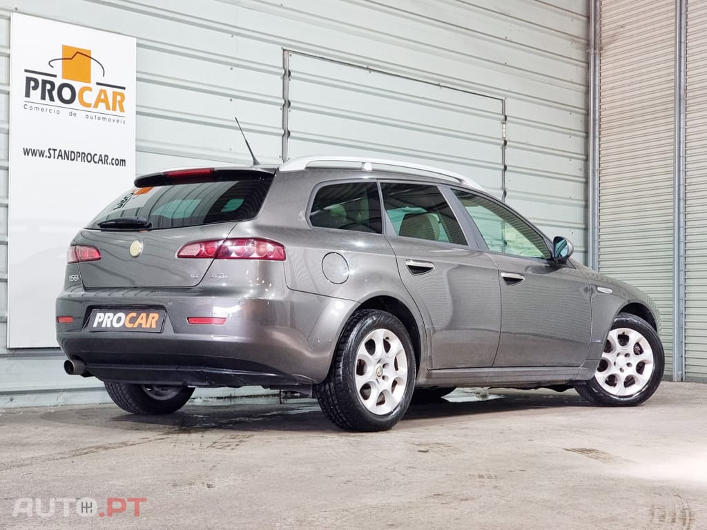 Alfa Romeo 159 Sportwagon 1.9 JTDm 16V 280