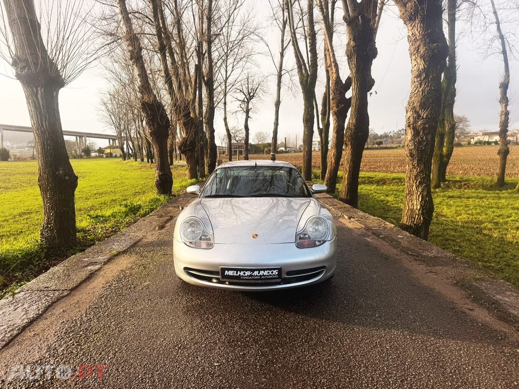 Porsche 911 Carrera 4 Cabrio