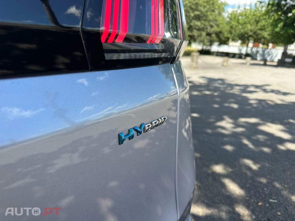 Peugeot 3008 1.6 Hybrid GT Pack e-EAT8