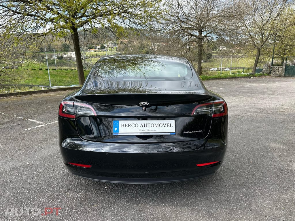 Tesla Model 3 Long Range Tração Integral