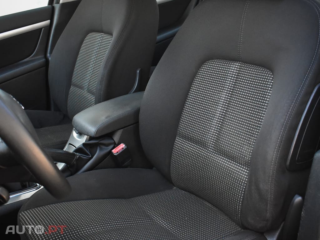 Peugeot 407 1.6 HDi