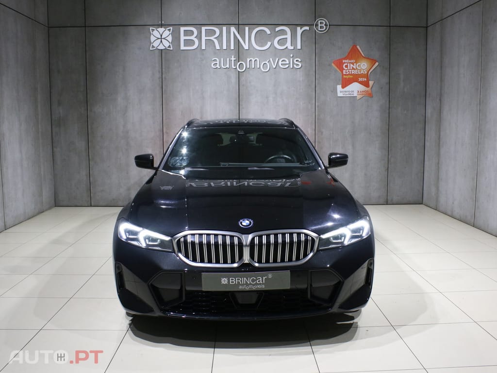 BMW 330 e Touring Pack Desportivo M Auto