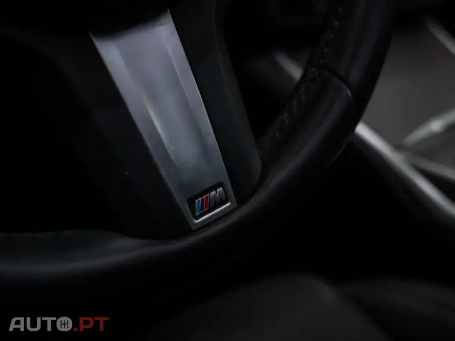 BMW 320 e Pack Desportivo M Auto