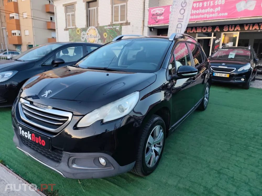 Peugeot 2008 1.2 PureTech Style
