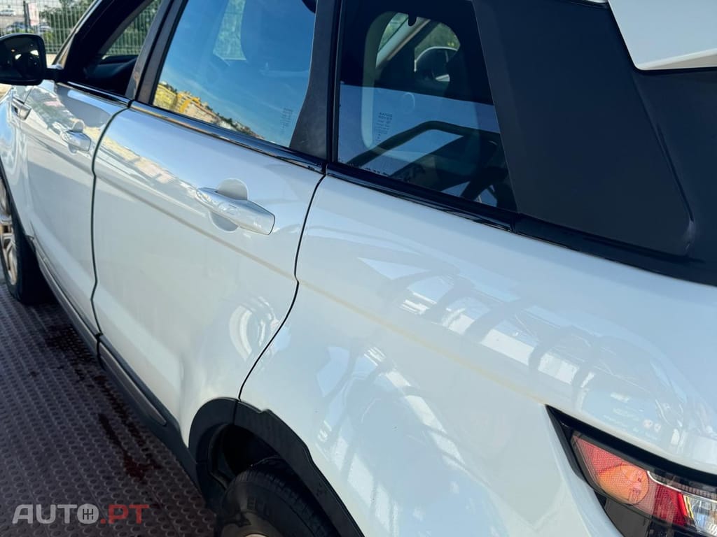 Land Rover Evoque 2.2