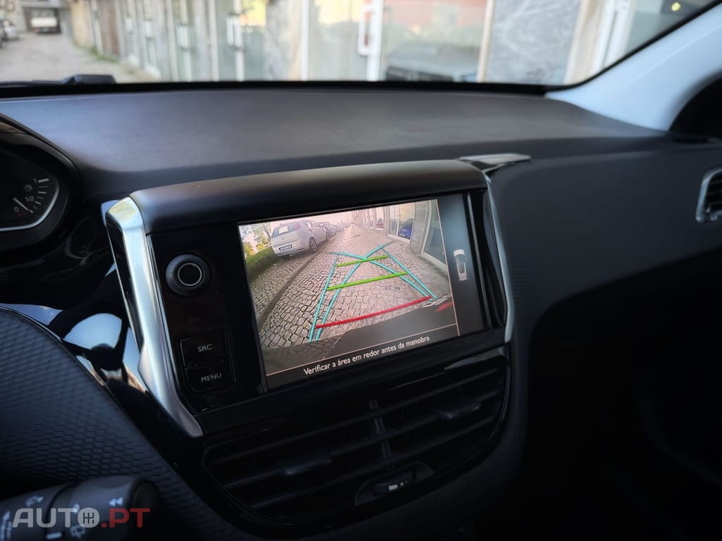 Peugeot 2008 1.2 PureTech Style