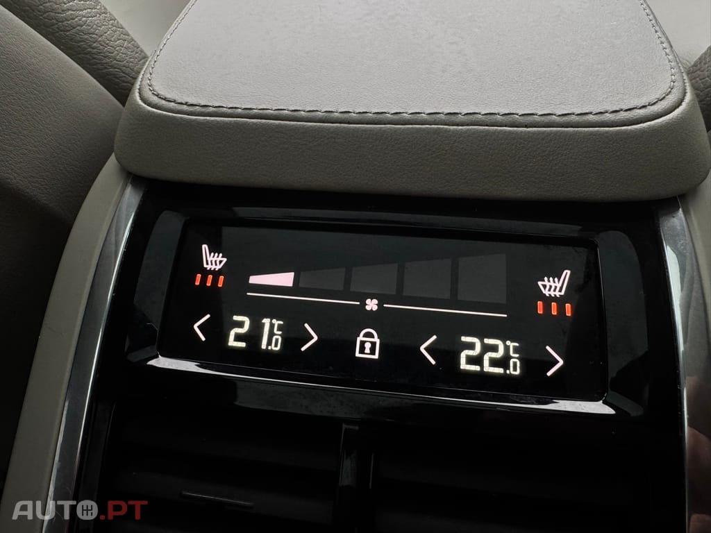 Volvo XC90 2.0 T8 PHEV Plus Bright AWD