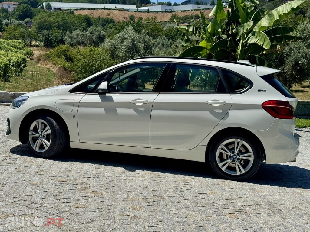 BMW 225 Line Sport