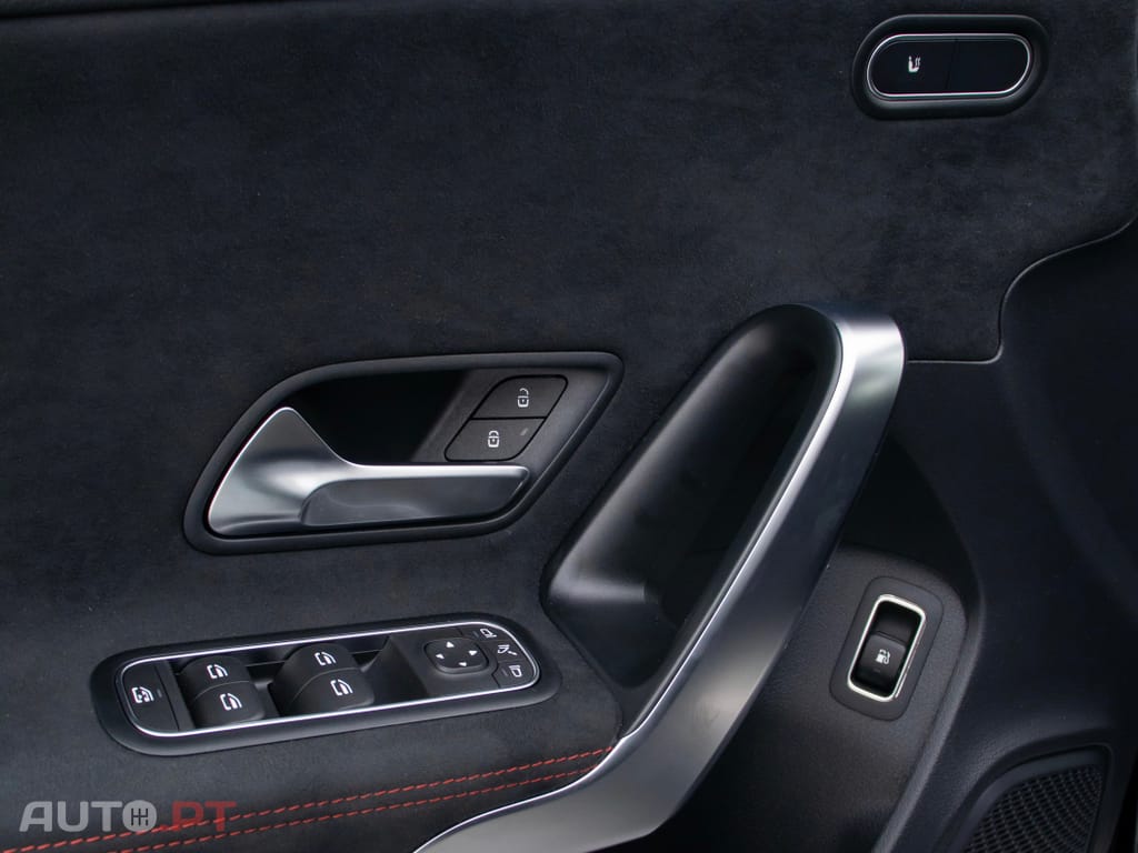 Mercedes-Benz A 250 e