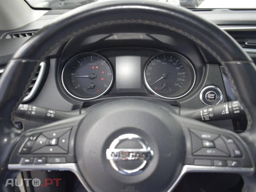 Nissan Qashqai 1.5 dCi N-Connecta