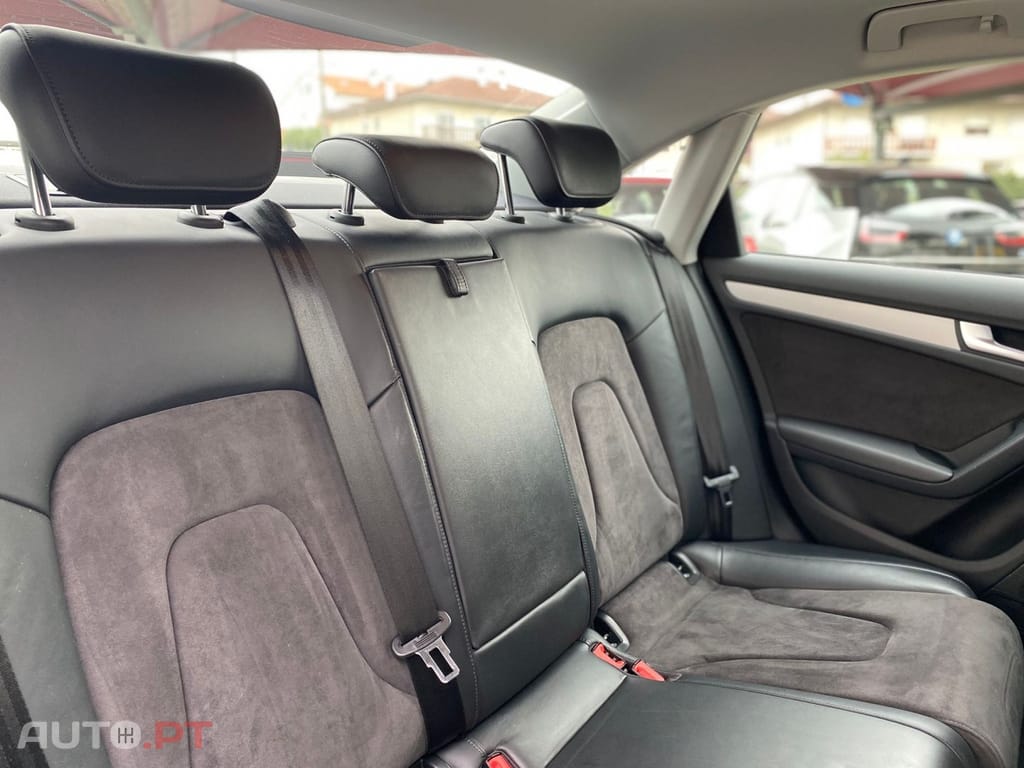 Audi A4 2.0 TDI Business Line S-line