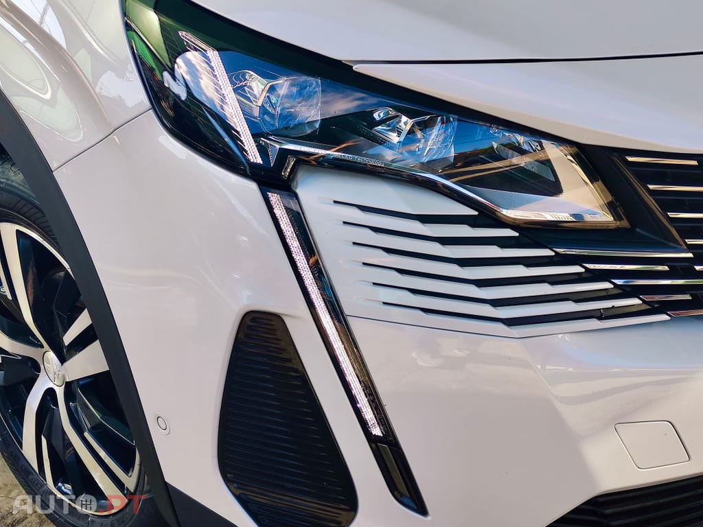Peugeot 3008 1.5 BlueHDi GT EAT8