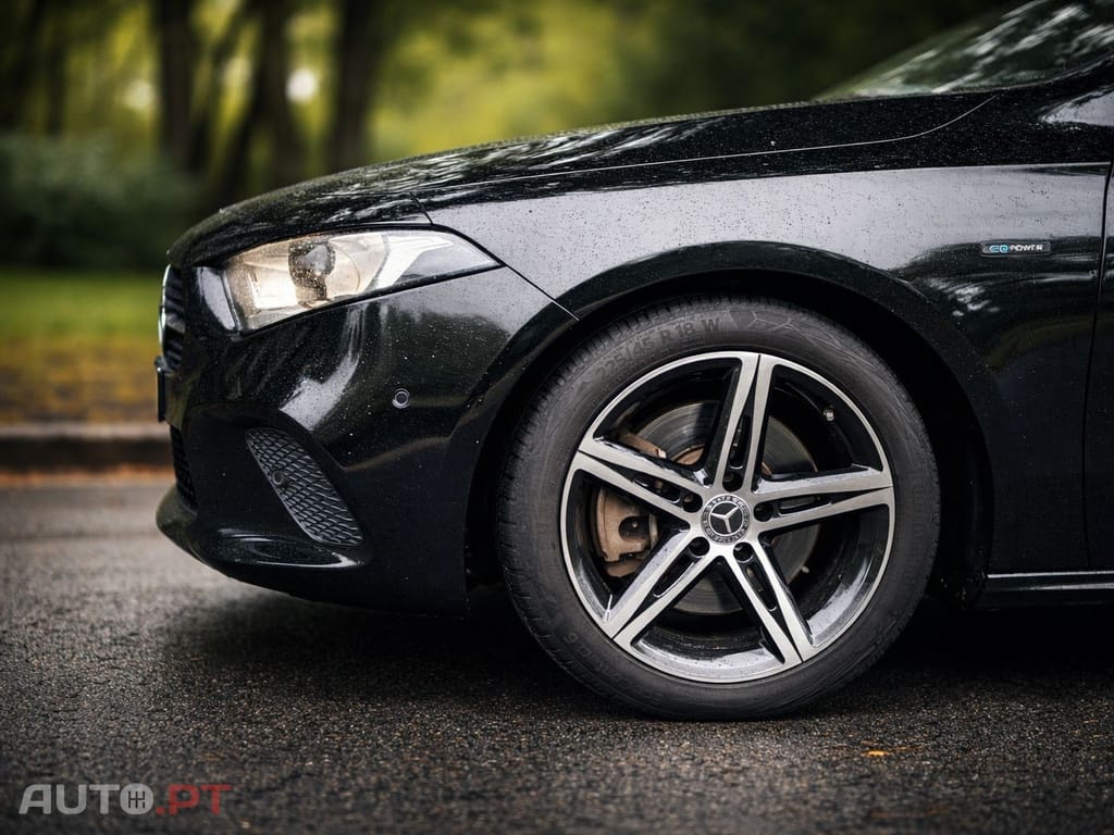 Mercedes-Benz A 250 e 8G-DCT