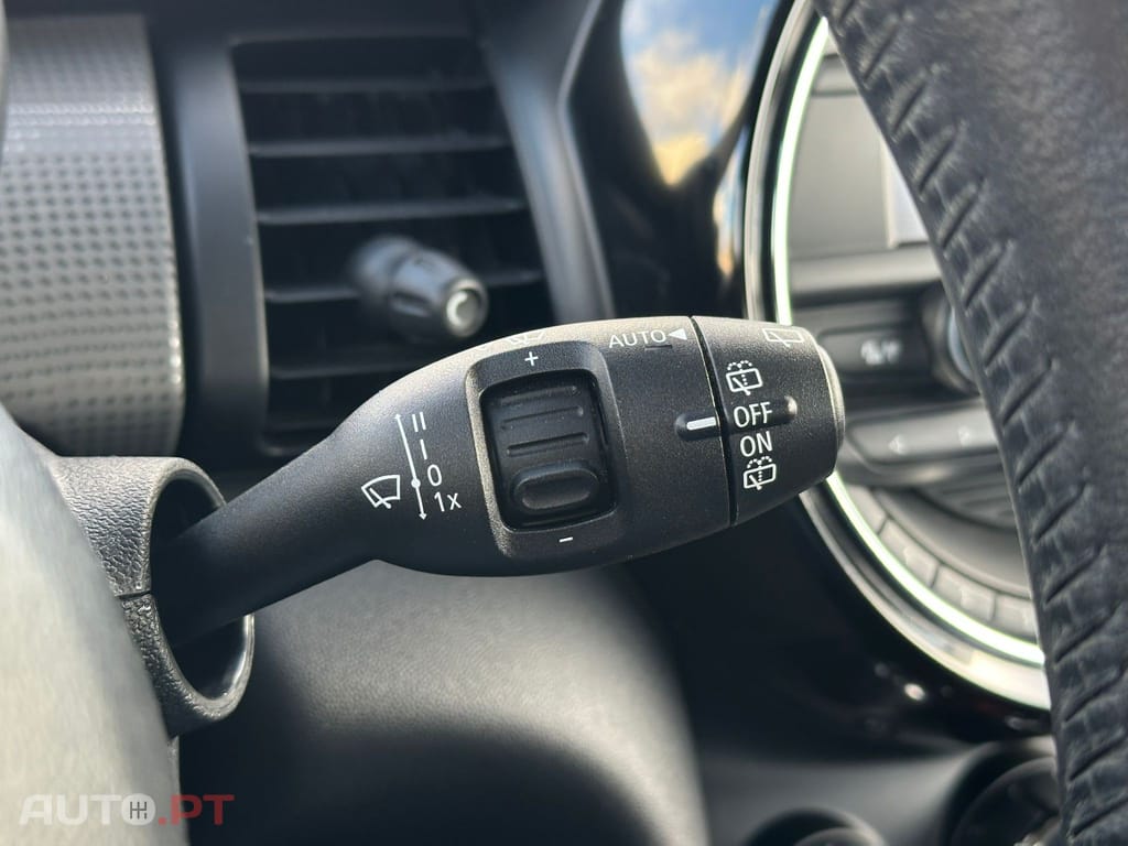 MINI Cooper Cooper D