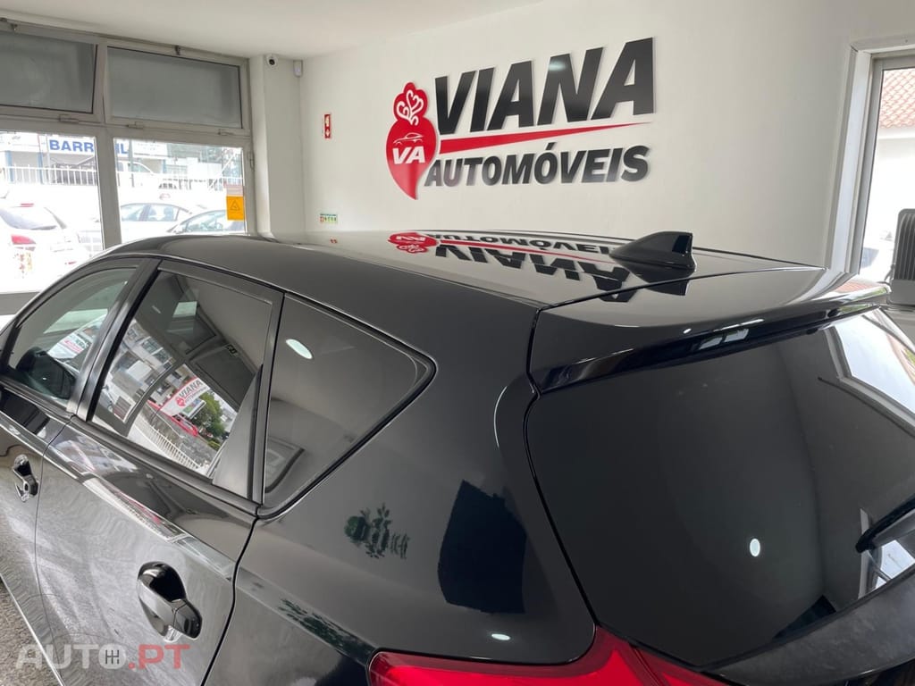 Toyota Auris 1.4 D-4D Exclusive+P.Sport