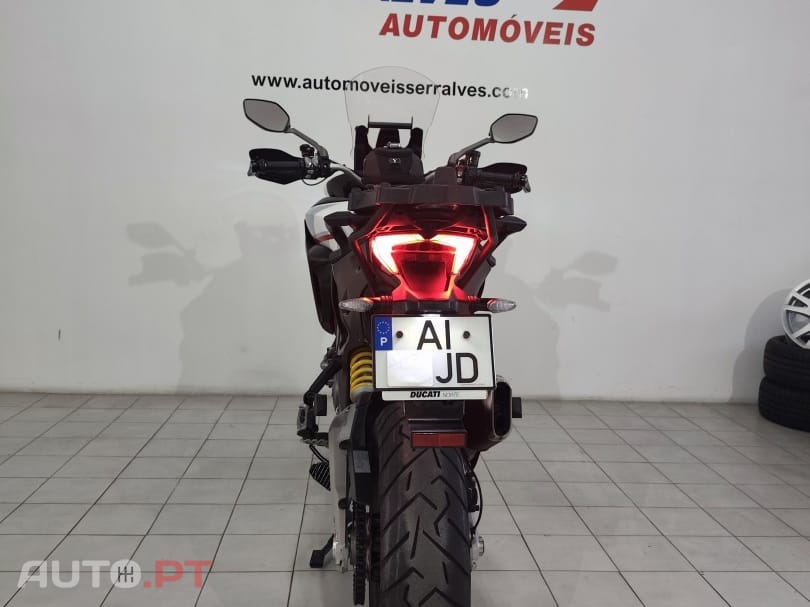 Ducati Multistrada 950 S  GP White