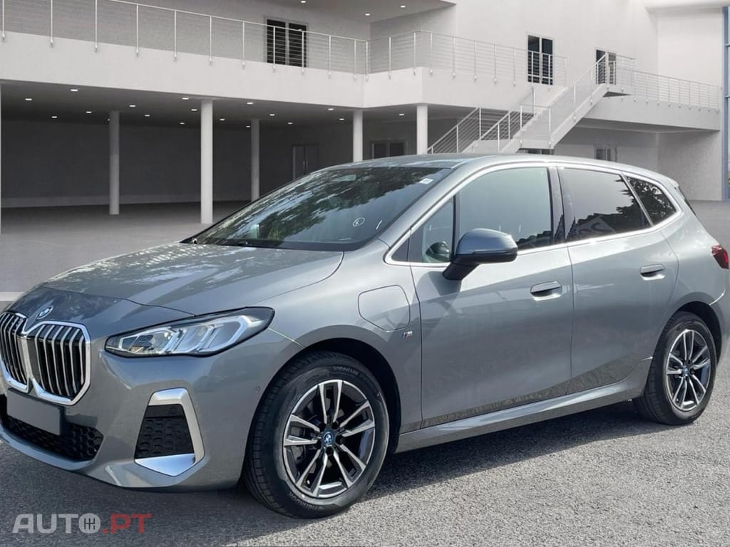 BMW 225 e xDrive Pack Desportivo M