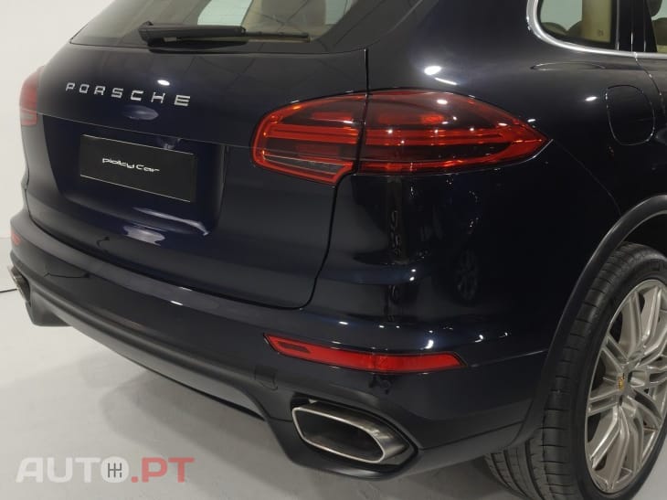 Porsche Cayenne Platinum Edition