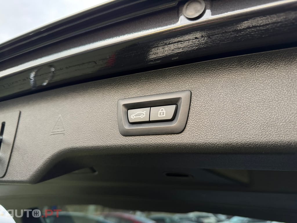 BMW 530 e Pack Desportivo M