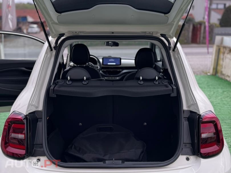 Fiat 500e 23,8kWh la Prima