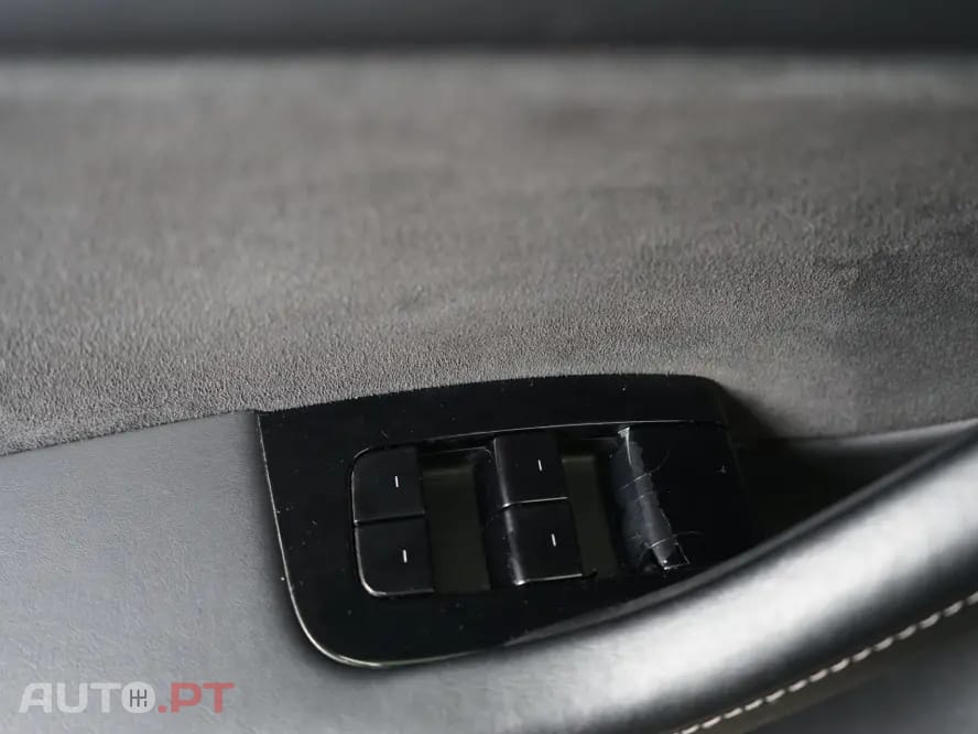 Tesla Model 3 Standard Range Plus RWD