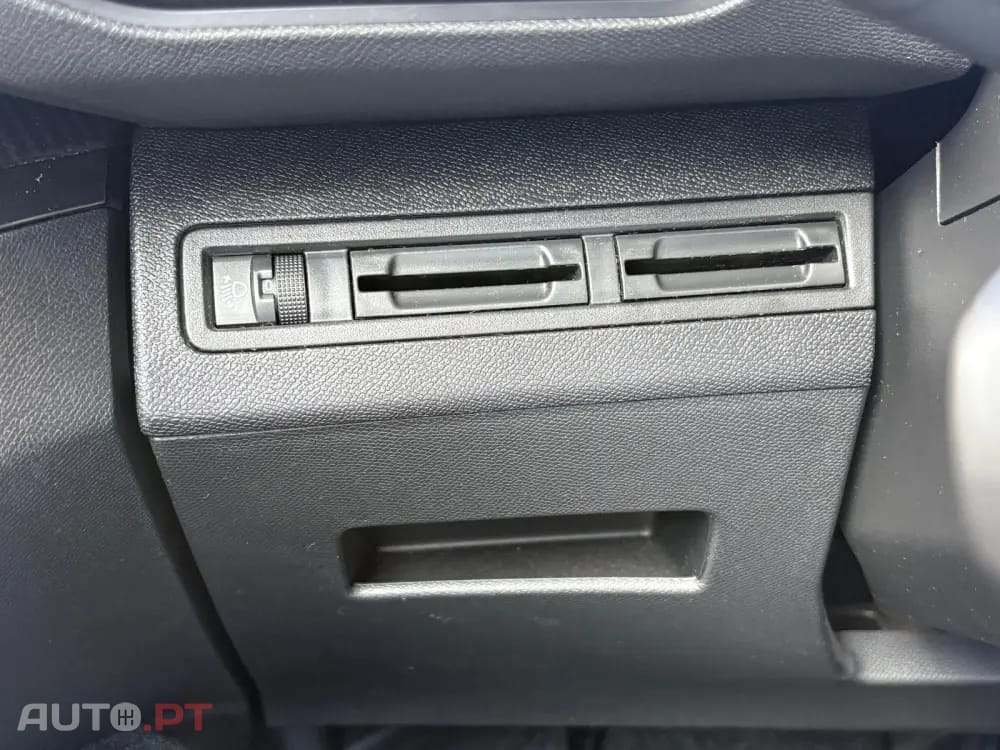 Peugeot 3008 1.2 PureTech Allure EAT8
