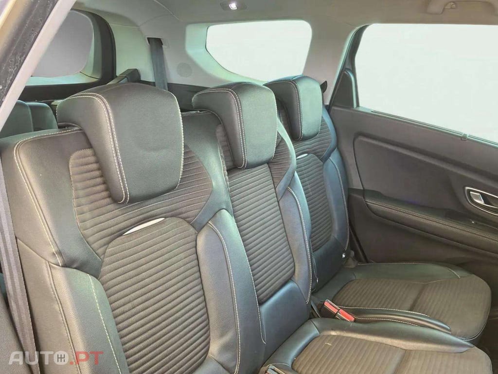 Renault Grand Scénic 1.3 TCe Bose Edition