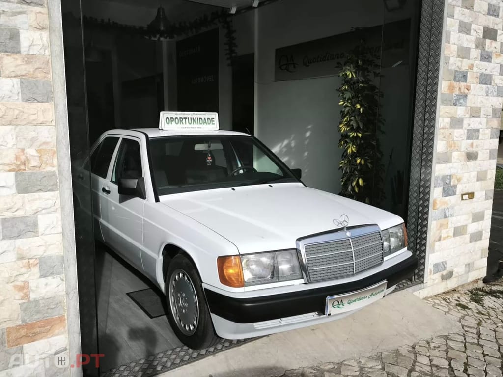 Mercedes-Benz 190 190 E 1.8