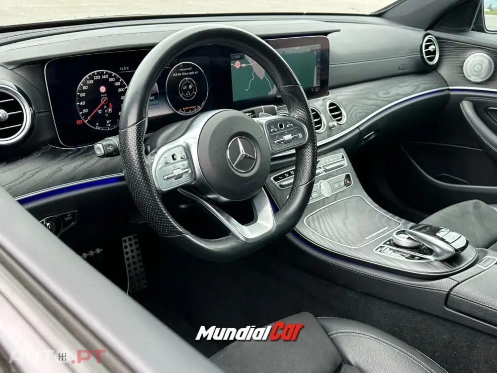 Mercedes-Benz E 220 d AMG Line
