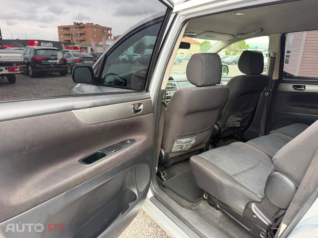 Toyota Avensis Verso 2.0 D-4D