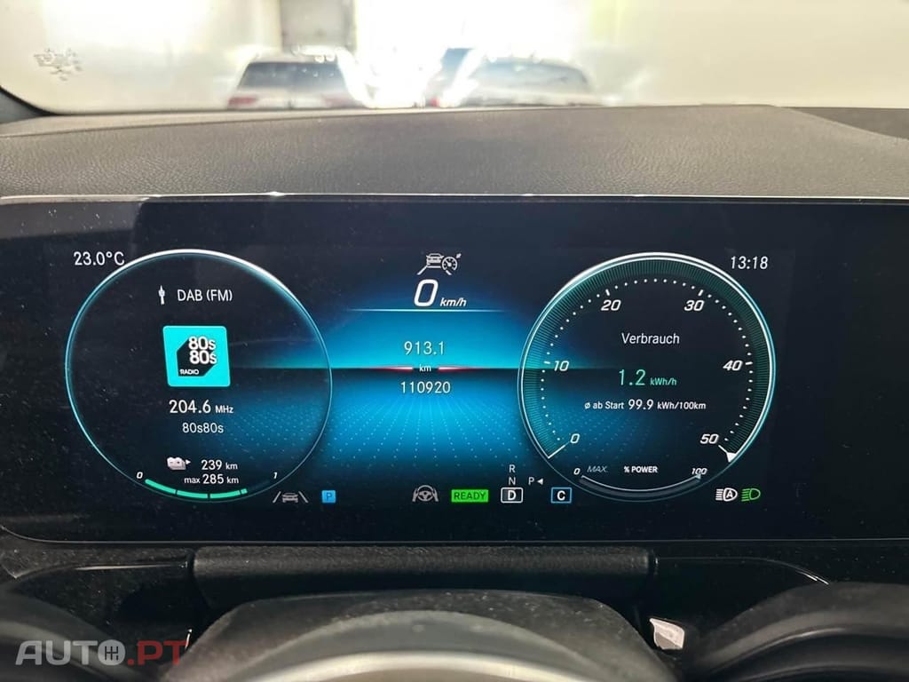 Mercedes-Benz EQA 250 Electric Art