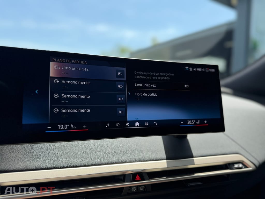 BMW iX xDrive 40 Pack Desportivo
