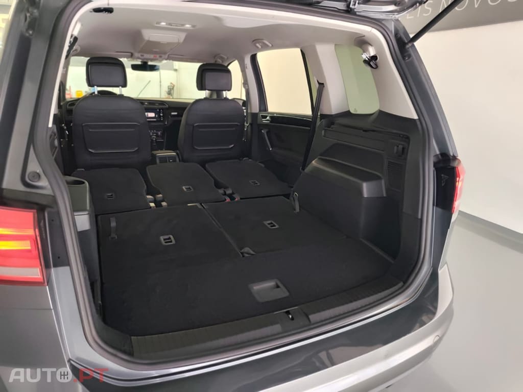 Volkswagen Touran 1.6 TDI Highline